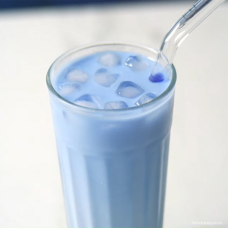 cach pha latte hoa dau biec
